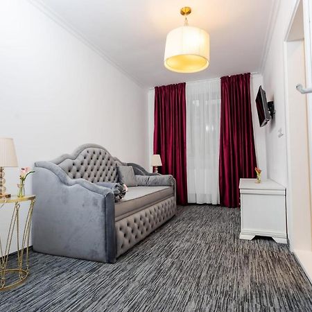 Apartament Carolyne Bistriţa Buitenkant foto