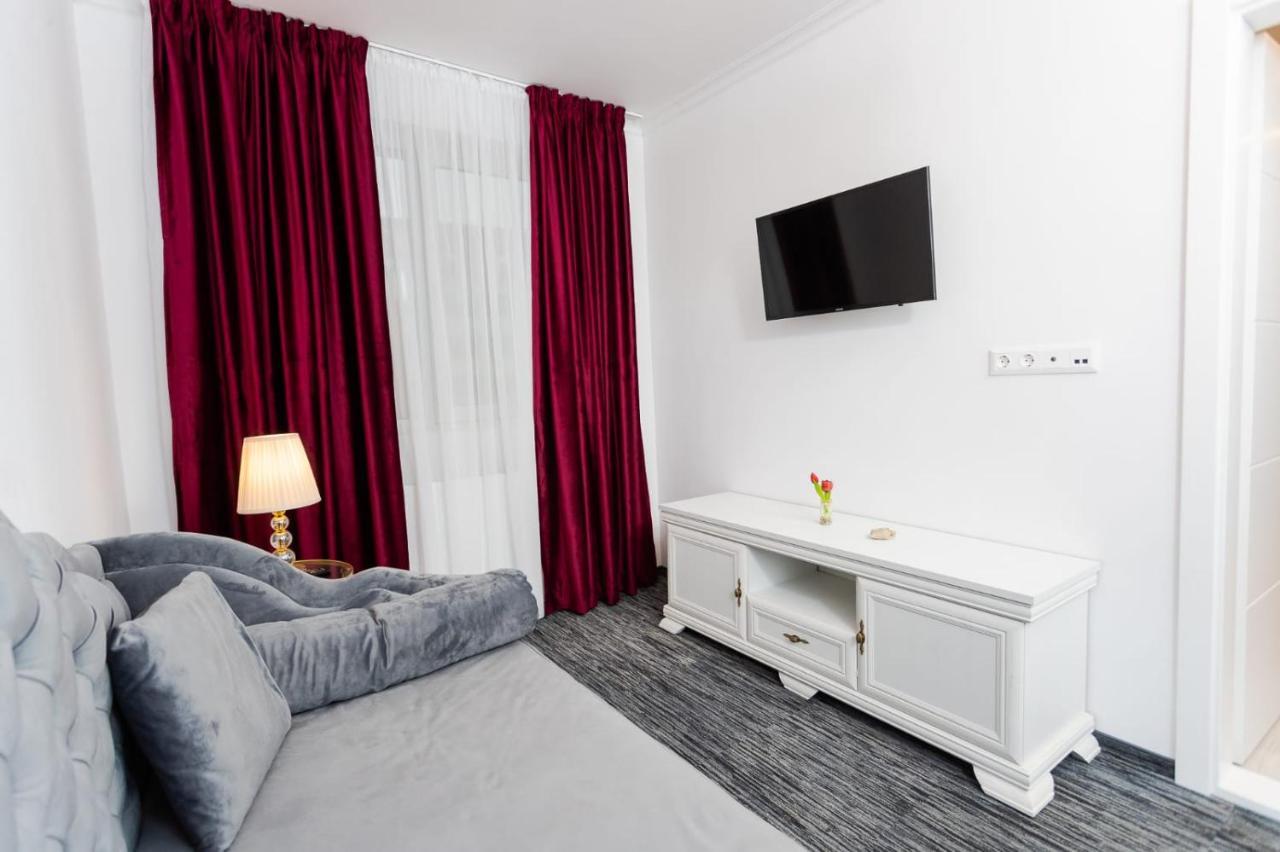 Apartament Carolyne Bistriţa Buitenkant foto